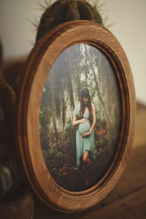 23x30cm Portrait Oval Framed Wood (9x12inch) - Image 3