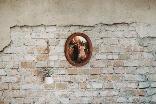 23x30cm Portrait Oval Framed Wood (9x12inch)