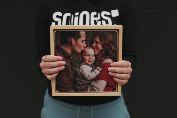 20x20cm (8x8 inch) Floating Frame Four Colors - Image 4