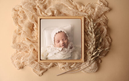 20x20cm (8x8 inch) Floating Frame Four Colors