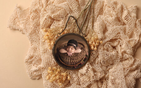 Round Iron Frame